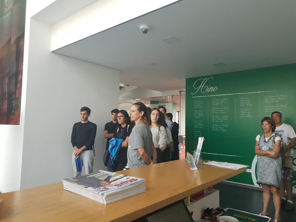 Escola de Machico Visita Estádio do Marítimo