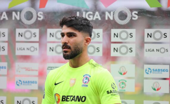 Guarda-redes iraniano Amir Abedzadeh regressa ao Marítimo