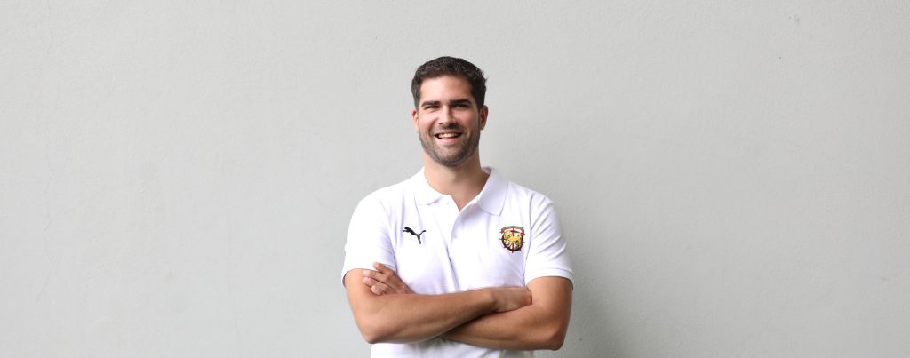 Carlos Oliveira por mais uma época