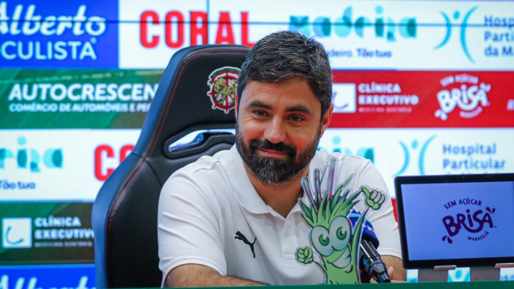 Antevisão de Vítor Matos: CS Marítimo x Académico de Viseu
