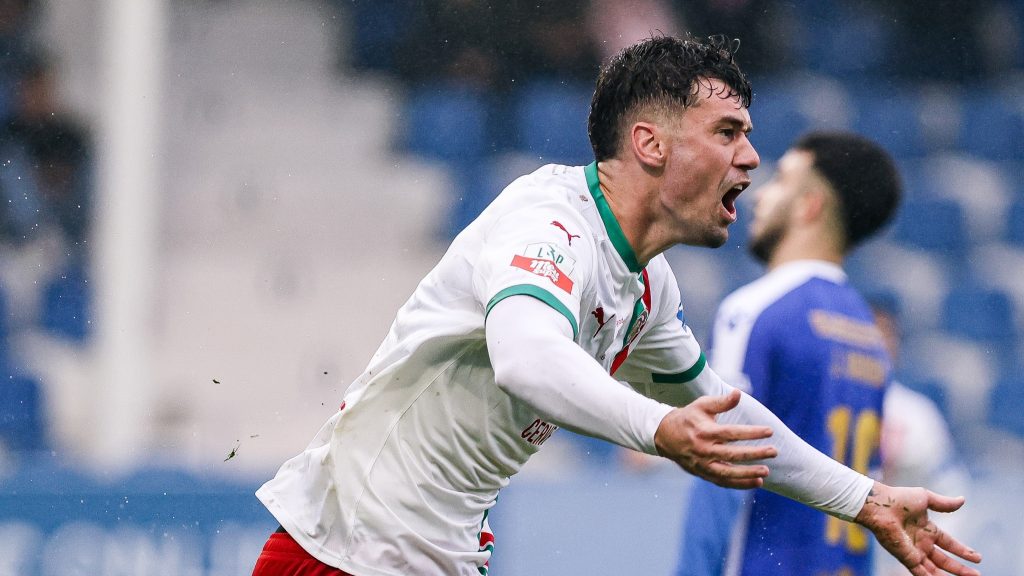 Resiliência verde-rubra garante empate em jogo intenso com o Feirense