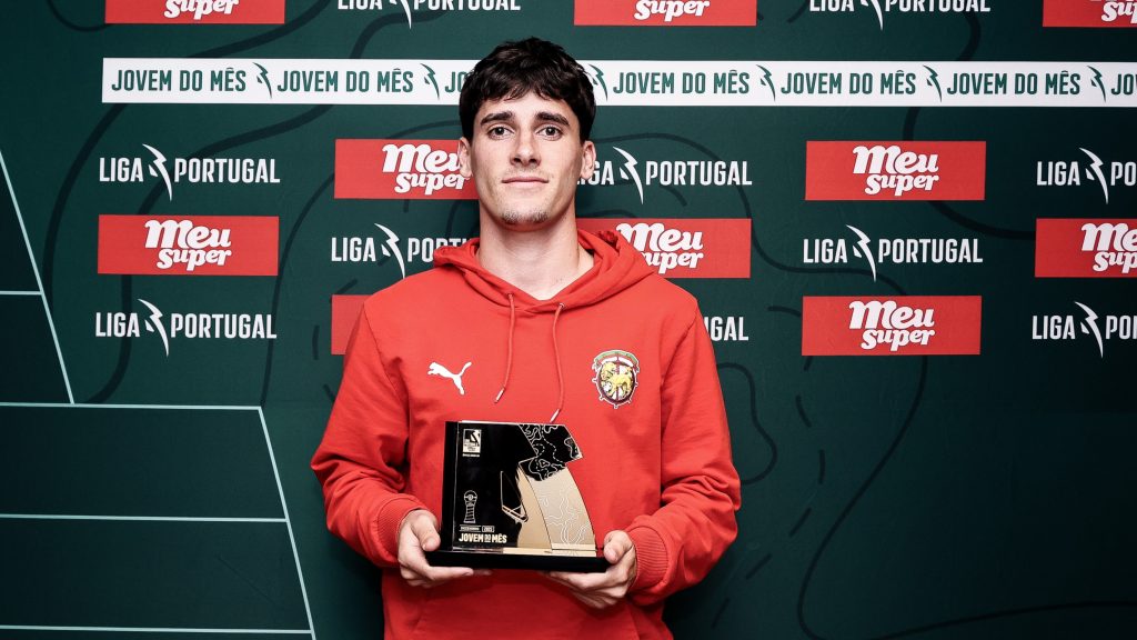 Martín Tejón brilha em dezembro com prémios de Jovem e Golo do Mês