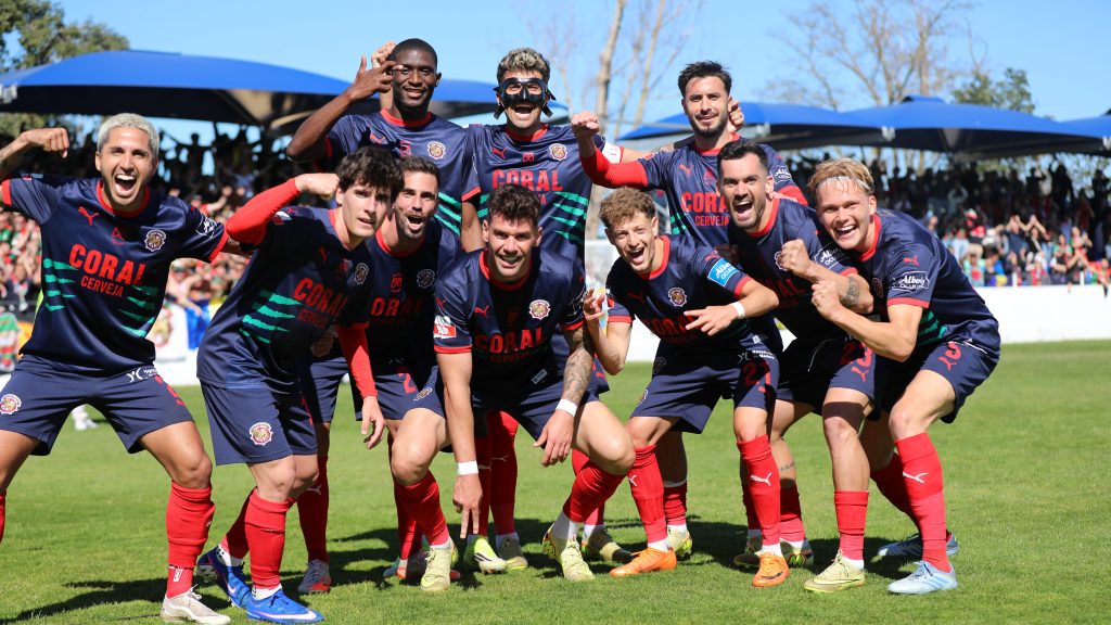 Marítimo vence fora e celebra com mais de mil adeptos maritimista