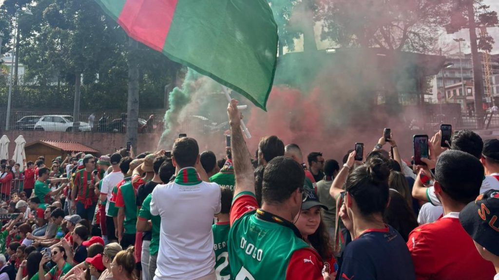 Junta-te à Família Verde-Rubra na Fan Zone do Estádio do Marítimo
