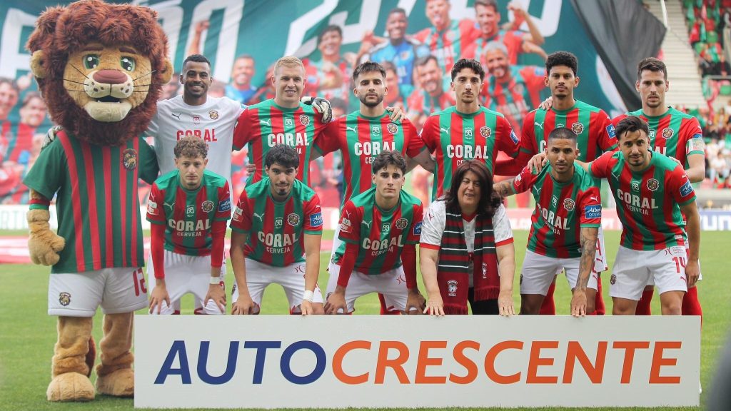 Caldeirão em festa para encerrar uma temporada de campeão